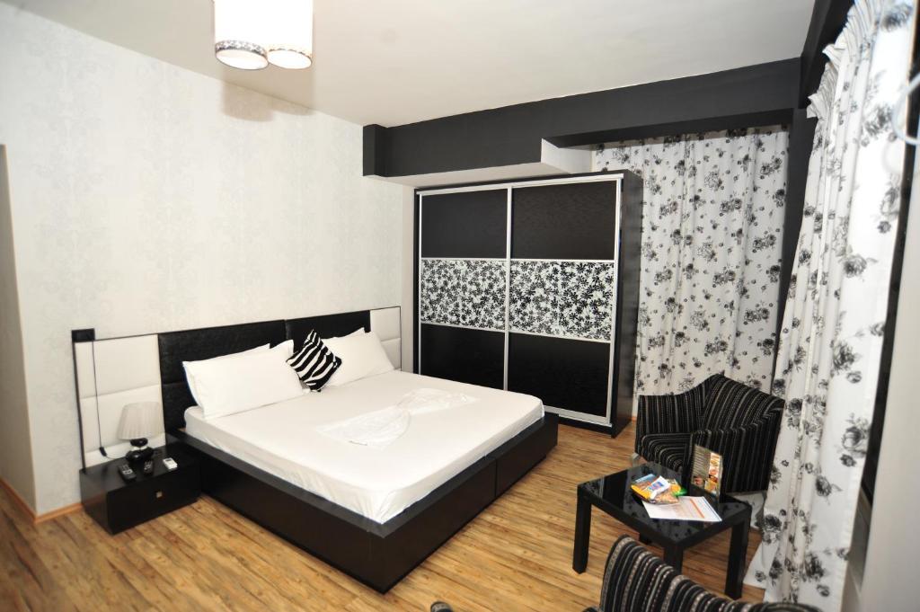 Hotel Ejna Tirana
